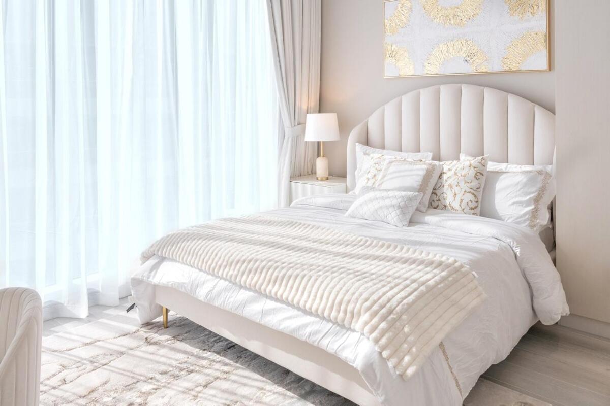 Apartment 1 Bedroom Marina With Canal View Dubai